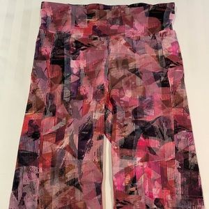 Lululemon On Pace Short - Sun Dazed Multi pink. Size 8. Pristine condition.